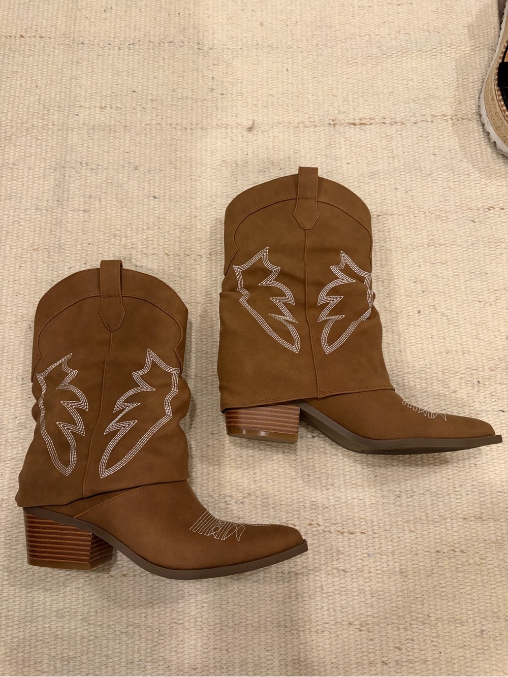 Women's Tan Western-Inspired Ankle Booties with Decorative Stitching